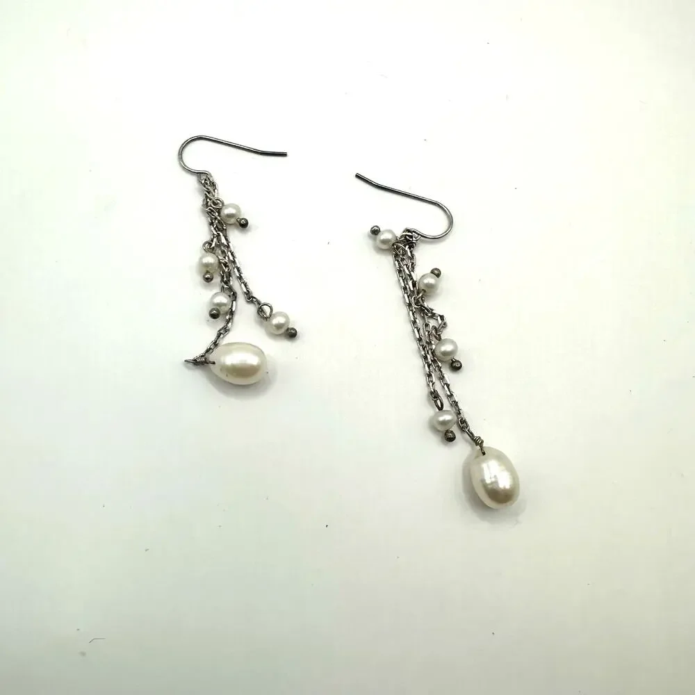 Unbranded Silver tone dangle drop faux pearl pierced earrings Preppy